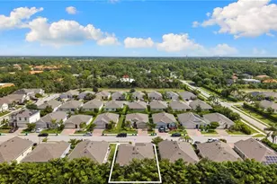 722 Hadley Pl W, Naples, FL 34104 - Photo 19