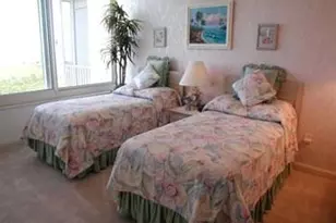 7117 Pelican Bay Blvd, Naples, FL 34108 - Photo 9