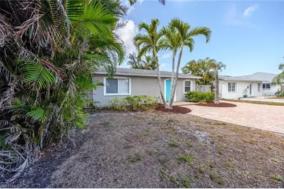 856 104th Ave N, Naples, FL 34108 - Photo 35