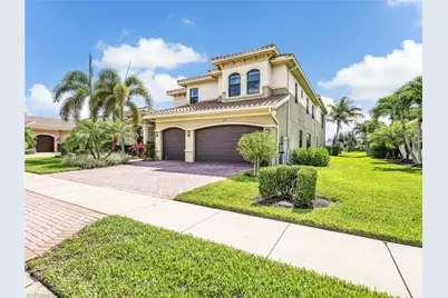2756 Crystal Way, Naples, FL 34119 - Photo 3