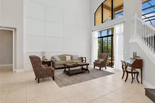 2756 Crystal Way, Naples, FL 34119 - Photo 9