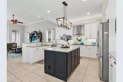 2756 Crystal Way, Naples, FL 34119 - Photo 19