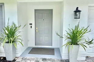 2499 River Reach Dr, Naples, FL 34104 - Photo 5