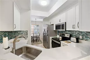 757 Wiggins Lake Dr, Naples, FL 34110 - Photo 7