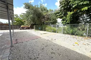 1964 42nd St SW, Naples, FL 34116 - Photo 23