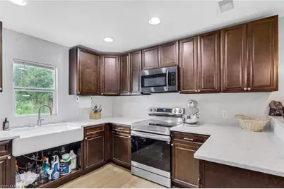 341 Golden Gate Blvd E, Naples, FL 34120 - Photo 9