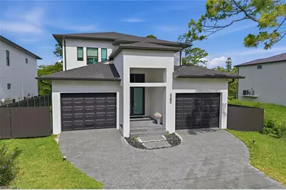3384 Canal St, Naples, FL 34112 - Photo 43