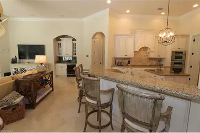 1824 Crayton Rd, Naples, FL 34102 - Photo 9