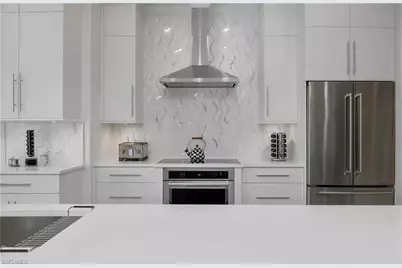 8967 Lely Island Cir, Naples, FL 34113 - Photo 9