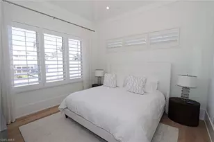 675 2nd St S, Naples, FL 34102 - Photo 19