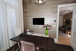 675 2nd St S, Naples, FL 34102 - Photo 29