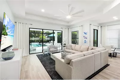 13836 Luna Dr, Naples, FL 34109 - Photo 11
