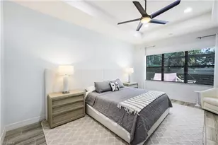 13836 Luna Dr, Naples, FL 34109 - Photo 15