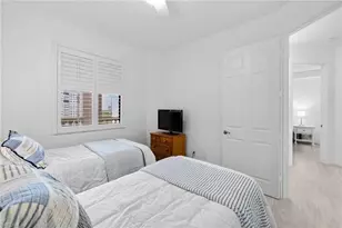 400 Flagship Dr, Naples, FL 34108 - Photo 19