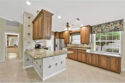 5386 Guadeloupe Way, Naples, FL 34119 - Photo 9