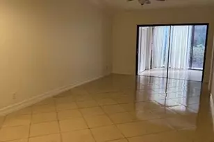 2093 Pine Isle Ln, Naples, FL 34112 - Photo 9