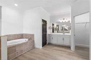 2290 Vermont Ln, Naples, FL 34120 - Photo 17
