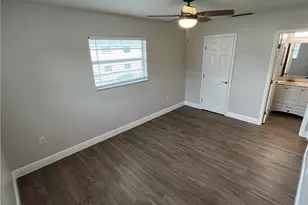 3325 Airport Rd N, Naples, FL 34105 - Photo 9