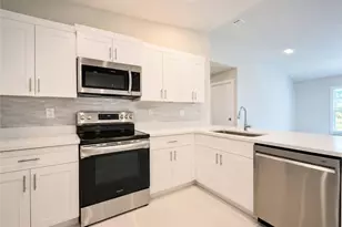 2909 15th St SW, Lehigh Acres, FL 33976 - Photo 7