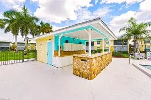 401 Charlemagne Blvd, Naples, FL 34112 - Photo 21