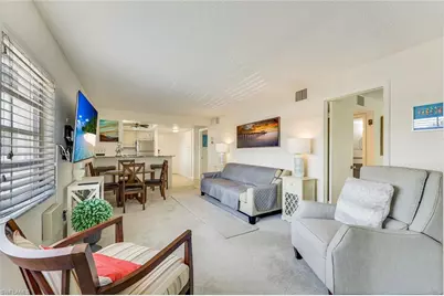 5 High Point Cir W #204, Naples, FL 34103 - Photo 7