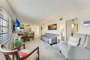 5 High Point Cir W, Naples, FL 34103 - Photo 7