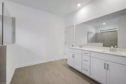 19232 Gentry Pl, Estero, FL 33928 - Photo 11