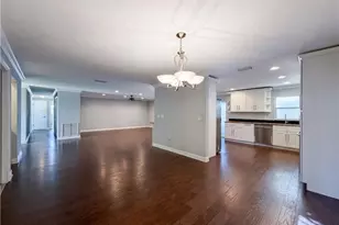 5644 Eichen Cir W, Fort Myers, FL 33919 - Photo 13