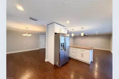 5644 Eichen Cir W, Fort Myers, FL 33919 - Photo 11