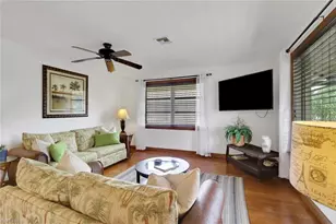 1533 Chesapeake Ave, Naples, FL 34102 - Photo 9