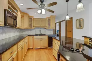 1533 Chesapeake Ave, Naples, FL 34102 - Photo 5