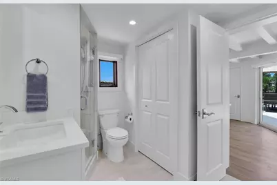 367 Mooring Line Dr, Naples, FL 34102 - Photo 25