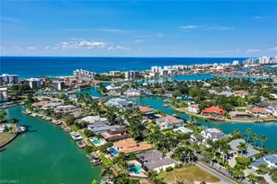 367 Mooring Line Dr, Naples, FL 34102 - Photo 43