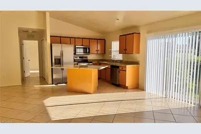 663 Dubarry Ave S, Lehigh Acres, FL 33974 - Photo 7