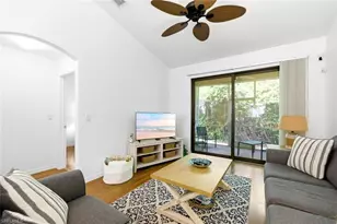 7780 Woodbrook Cir, Naples, FL 34104 - Photo 5