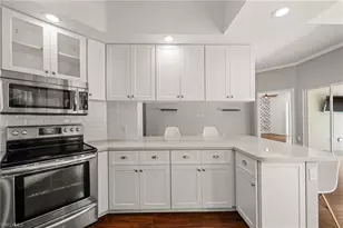 6044 Andros Way, Naples, FL 34119 - Photo 13