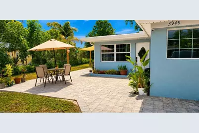 [Address not provided], Fort Myers, FL 33901 - Photo 9