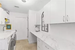 2205 Noble Ct, Naples, FL 34110 - Photo 25