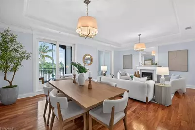 625 5th Ave S #302, Naples, FL 34102 - Photo 17
