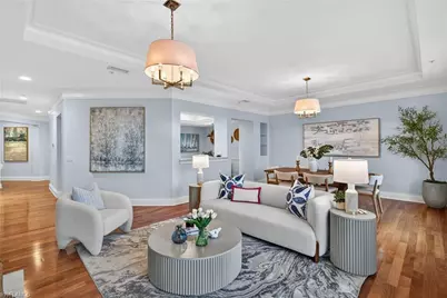 625 5th Ave S #302, Naples, FL 34102 - Photo 5