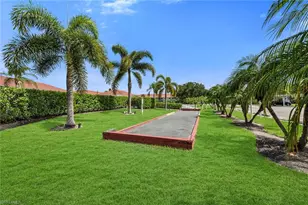 208 Furse Lakes Cir, Naples, FL 34104 - Photo 35