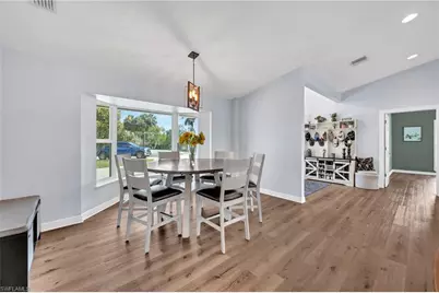 260 20th Ave NE, Naples, FL 34120 - Photo 9