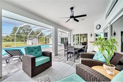 260 20th Ave NE, Naples, FL 34120 - Photo 23