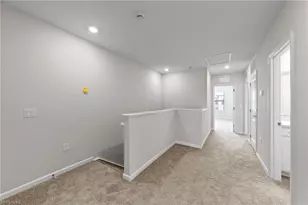 27906 Radiant Ct, Bonita Springs, FL 34135 - Photo 11