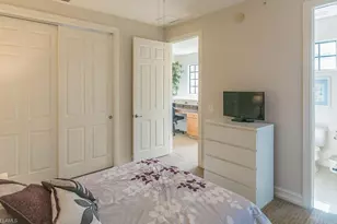 9102 Chula Vista St, Naples, FL 34113 - Photo 23