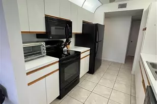 2103 Tama Cir, Naples, FL 34112 - Photo 5