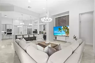 480 Terracina Way, Naples, FL 34119 - Photo 15