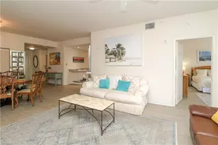 519 Roma Ct, Naples, FL 34110 - Photo 29