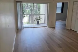 15417 Bellamar Cir, Fort Myers, FL 33908 - Photo 13