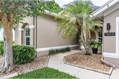 7653 Citrus Hill Ln, Naples, FL 34109 - Photo 5